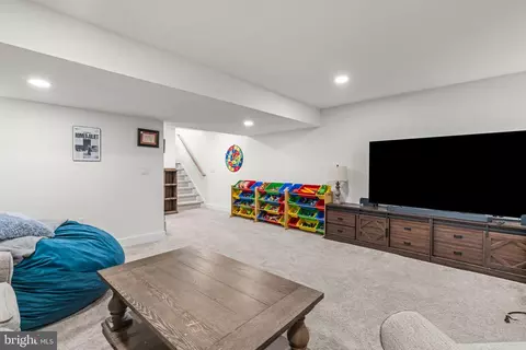 87 E Hartwick Dr, Skillman, NJ 08558 photo 27