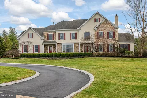 47 Van Zandt Rd, Skillman, NJ 08558