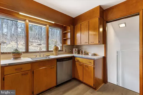 42 Stouts Rd, Skillman, NJ 08558 photo 11