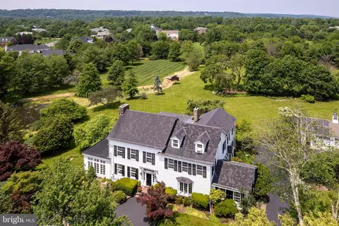 122 Bedens Brook Rd, Skillman, NJ 08558