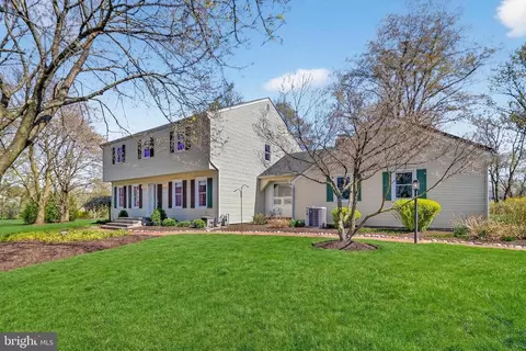 101 Mill Pond Rd, Belle Mead, NJ 08502