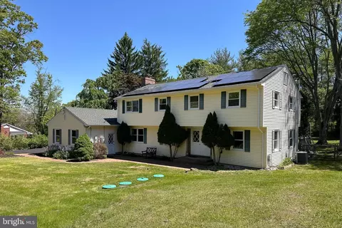 957 Cherry Hill Rd, Princeton, NJ 08540