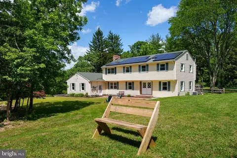 957 Cherry Hill Rd, Princeton, NJ 08540
