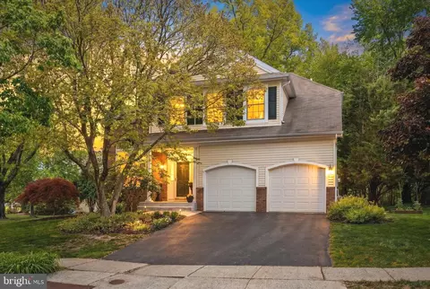 55 Harvard Cir, Princeton, NJ 08540