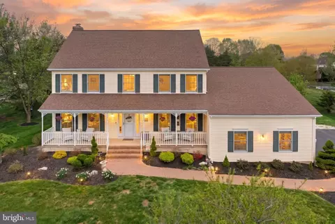 86 Carriage Trl, Belle Mead, NJ 08502