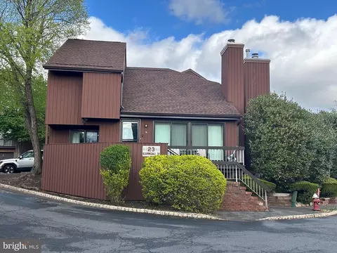 23 Bloomingdale Dr #. 1A, Hillsborough, NJ 08844