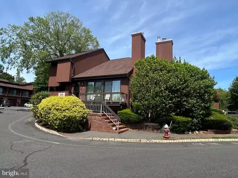 23 Bloomingdale Dr #. 1A, Hillsborough, NJ 08844