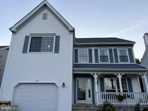 94 Magellan Way, Franklin Park, NJ 08823