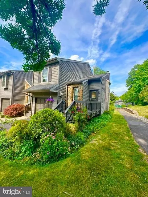 45 Chicopee Dr # G, Princeton, NJ 08540