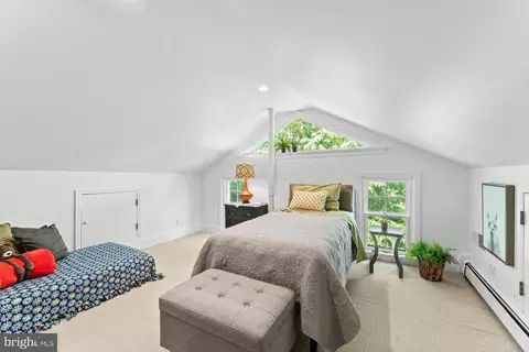 Bedroom - 29 Bedens Brook Rd, Skillman, NJ 08558 photo 10 of 11