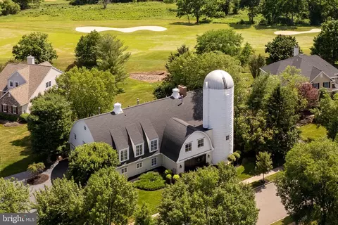 8 Flanders Valley Ct, Skillman, NJ 08558