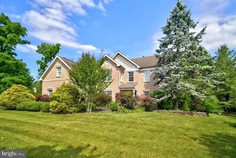 46 Westbury Ct, Skillman, NJ 08558