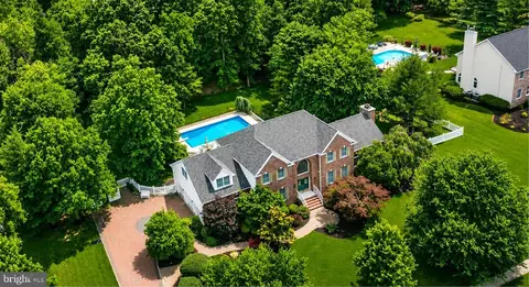 181 Berkley Ave, Belle Mead, NJ 08502