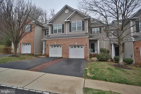 46 Hoover Ave, Princeton, NJ 08540