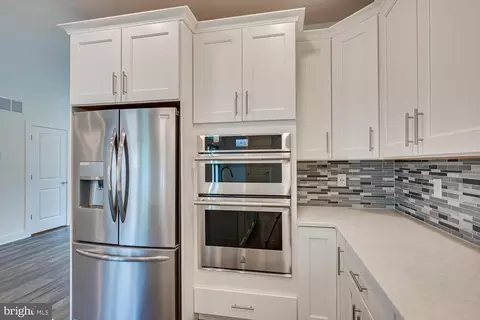 Kitchen - 5 E Hartwick Dr, Skillman, NJ 08558 photo 1 of 5
