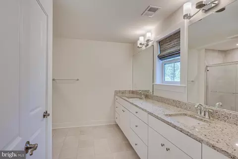 Entry Way - 5 E Hartwick Dr, Skillman, NJ 08558 photo 6 of 8