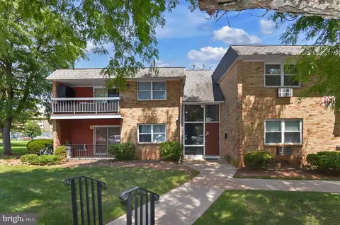 808 Eves Dr #1A, Hillsborough, NJ 08844