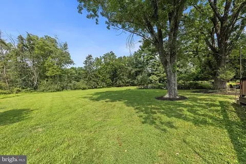 Exterior - 186 Fairview Rd, Skillman, NJ 08558 photo 18 of 28