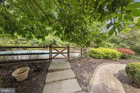 Exterior - 186 Fairview Rd, Skillman, NJ 08558 photo 8 of 28