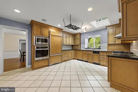 Kitchen - 186 Fairview Rd, Skillman, NJ 08558 photo 5 of 7