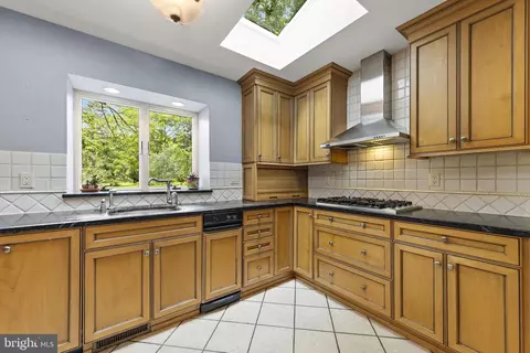 Kitchen - 186 Fairview Rd, Skillman, NJ 08558 photo 2 of 7