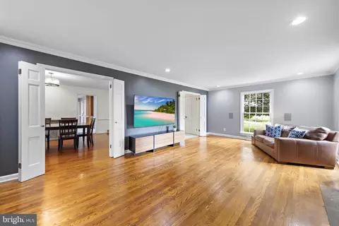 Living - 186 Fairview Rd, Skillman, NJ 08558 photo 3 of 9