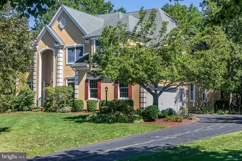 Exterior - 7 Firestone Ct, Skillman, NJ 08558 photo 2 of 4