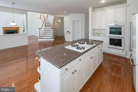 Kitchen - 7 Firestone Ct, Skillman, NJ 08558 photo 3 of 4