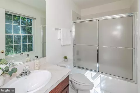 Bath - 7 Firestone Ct, Skillman, NJ 08558 photo 4 of 4