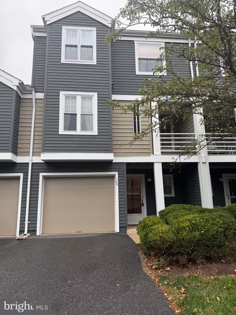 106 Bonney Ct, Bridgewater, NJ 08807