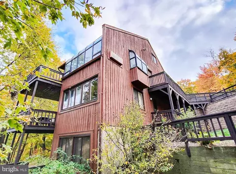 2 Keystone Ct #3, Vernon, NJ 07462