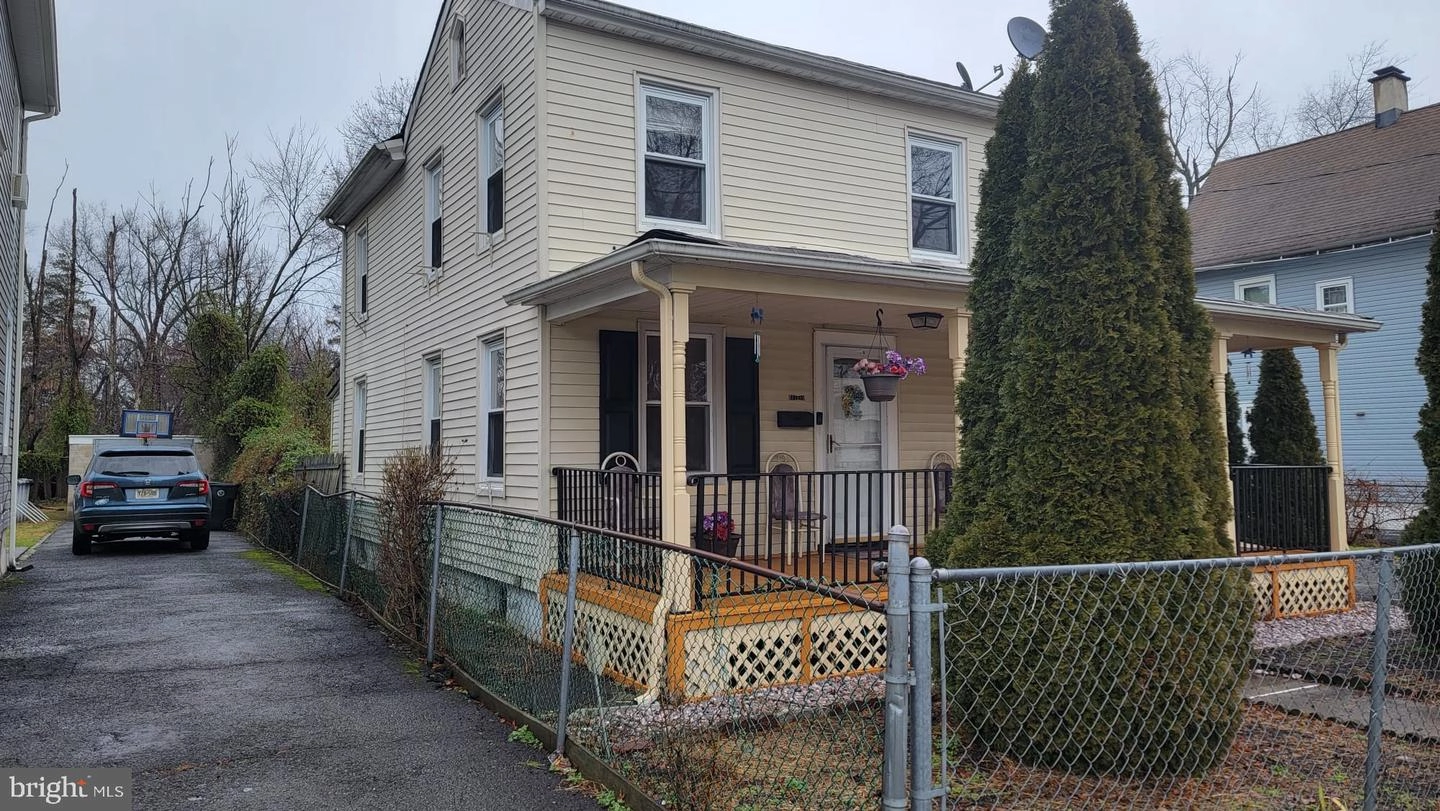 Exterior - 611 613 John St, Plainfield, NJ 07060 photo 9 of 13