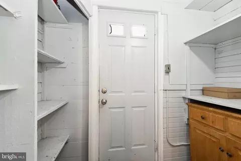 Entry Way - 338 340 Hunter Ave, Plainfield, NJ 07063 photo 2 of 6