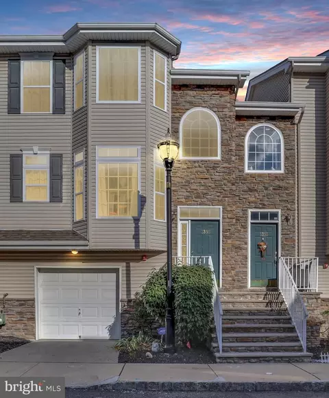 1355 Genovese Ln #1106, Rahway, NJ 07065