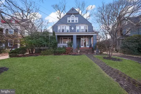 19 Berkeley Pl, Cranford, NJ 07016