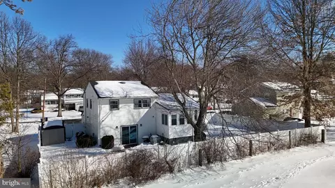 View/Area - 938 42 Cushing Pl, Plainfield, NJ 07062 photo 2 of 6