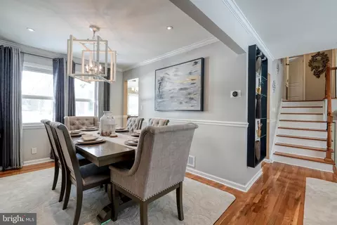 Dining - 938 42 Cushing Pl, Plainfield, NJ 07062 photo 2 of 7