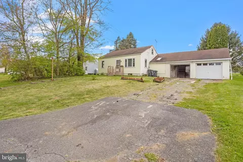 496 Franklin St, Phillipsburg, NJ 08865