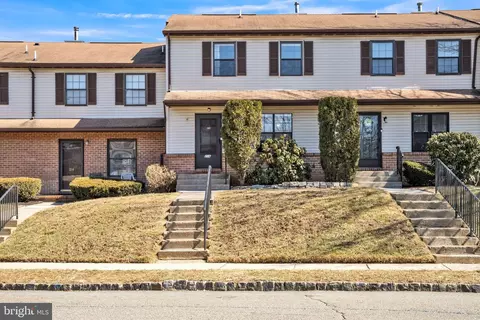 216 Riva Dr, Hackettstown, NJ 07840