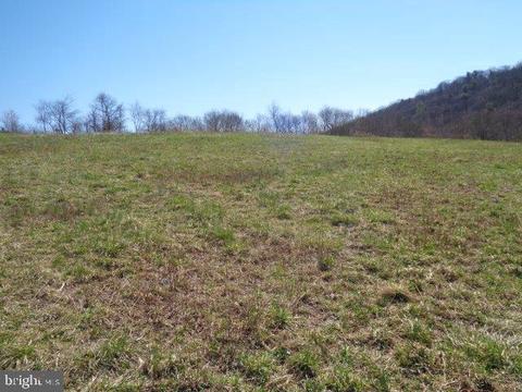 25 Bendersville Rd, Aspers, PA 17304