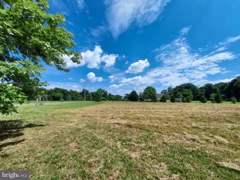 13 Cold Springs Road, Orrtanna, PA 17353