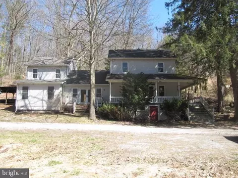 25 Mountain Ln, Fairfield, PA 17320