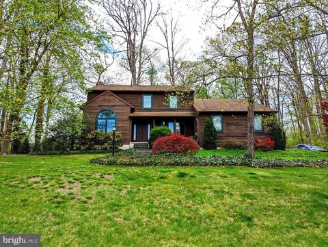 265 Twin Lakes Dr, Gettysburg, PA 17325