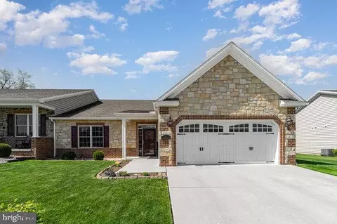 31 Stedtle Ave, Littlestown, PA 17340