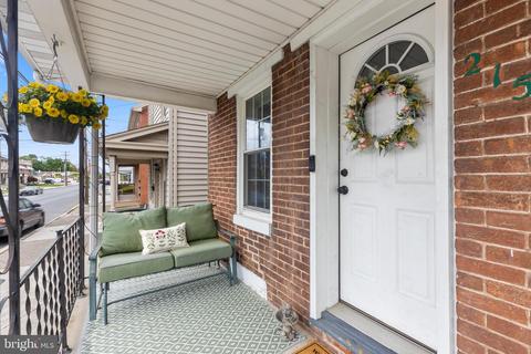 215 N Queen St, Littlestown, PA 17340