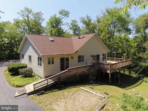 60 Berry Patch Ln, Orrtanna, PA 17353