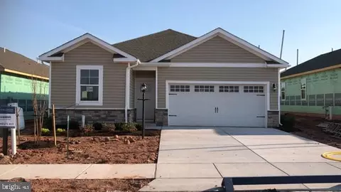 19 Quiet Creek Dr, Gettysburg, PA 17325
