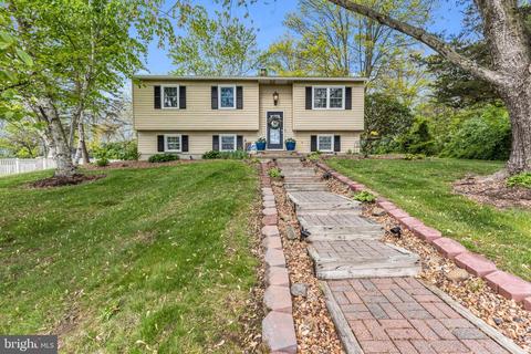 50 Longstreet Dr, East Berlin, PA 17316
