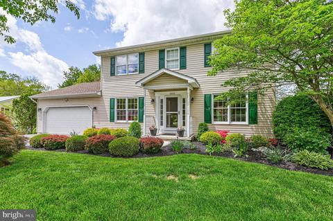 1032 Johnson Dr, Gettysburg, PA 17325