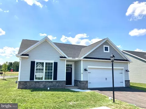 6 Flicker Ct #B1, Gettysburg, PA 17325